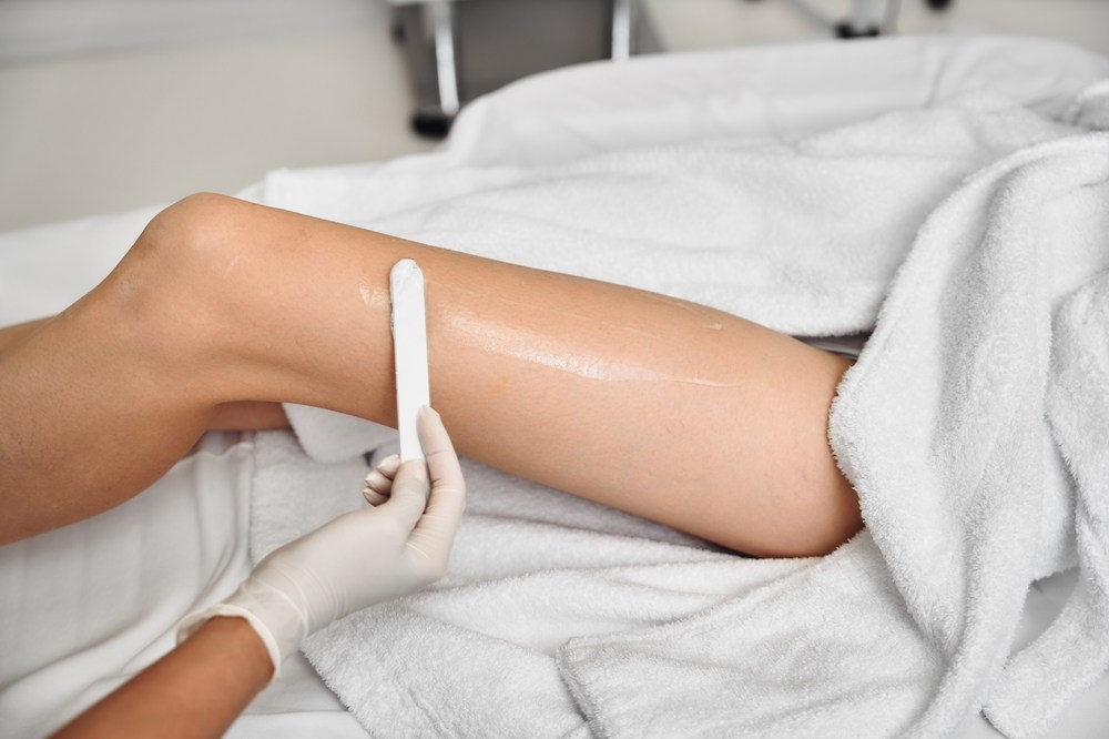 Full leg waxing treatment
