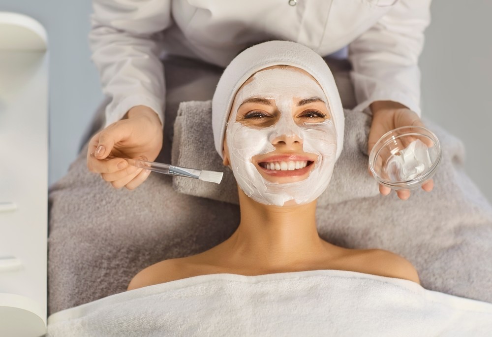Head spa and deep facial cleanse treatment