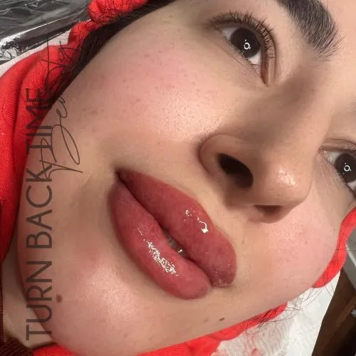lip blush tattoo