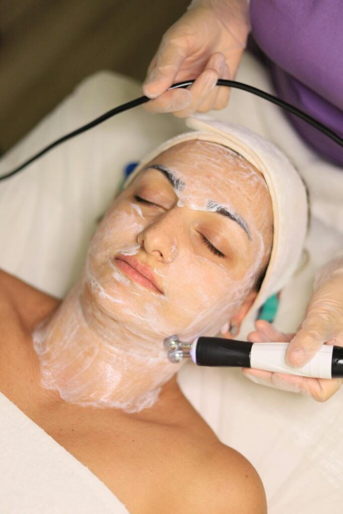 HIFU full face and neck treatment