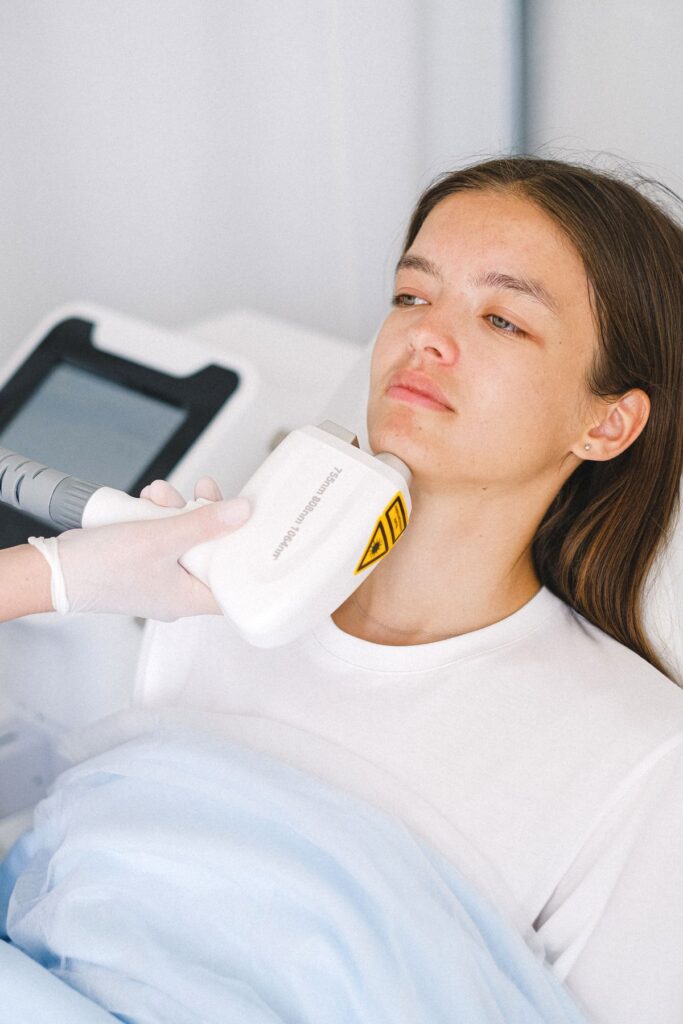 HIFU decolletage treatment
